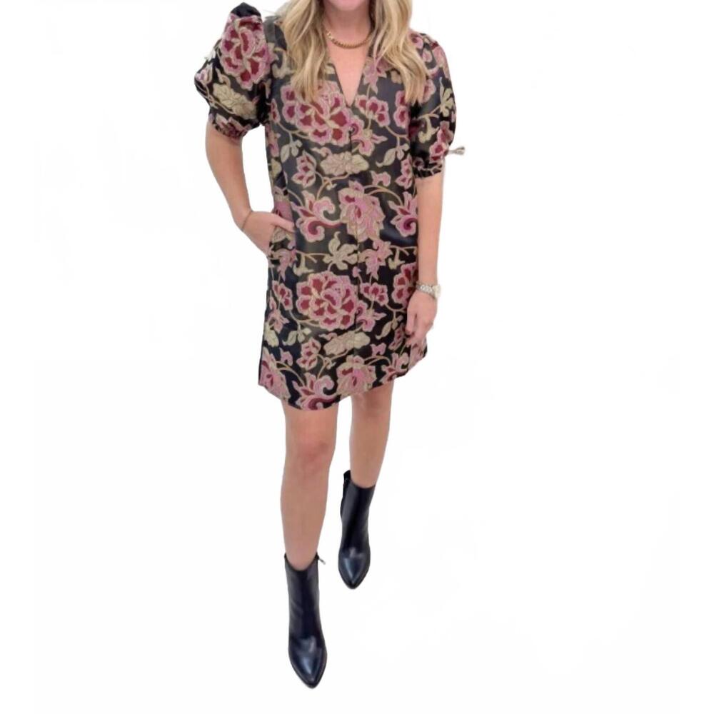 NEW THML puff sleeve floral pattern dress in black